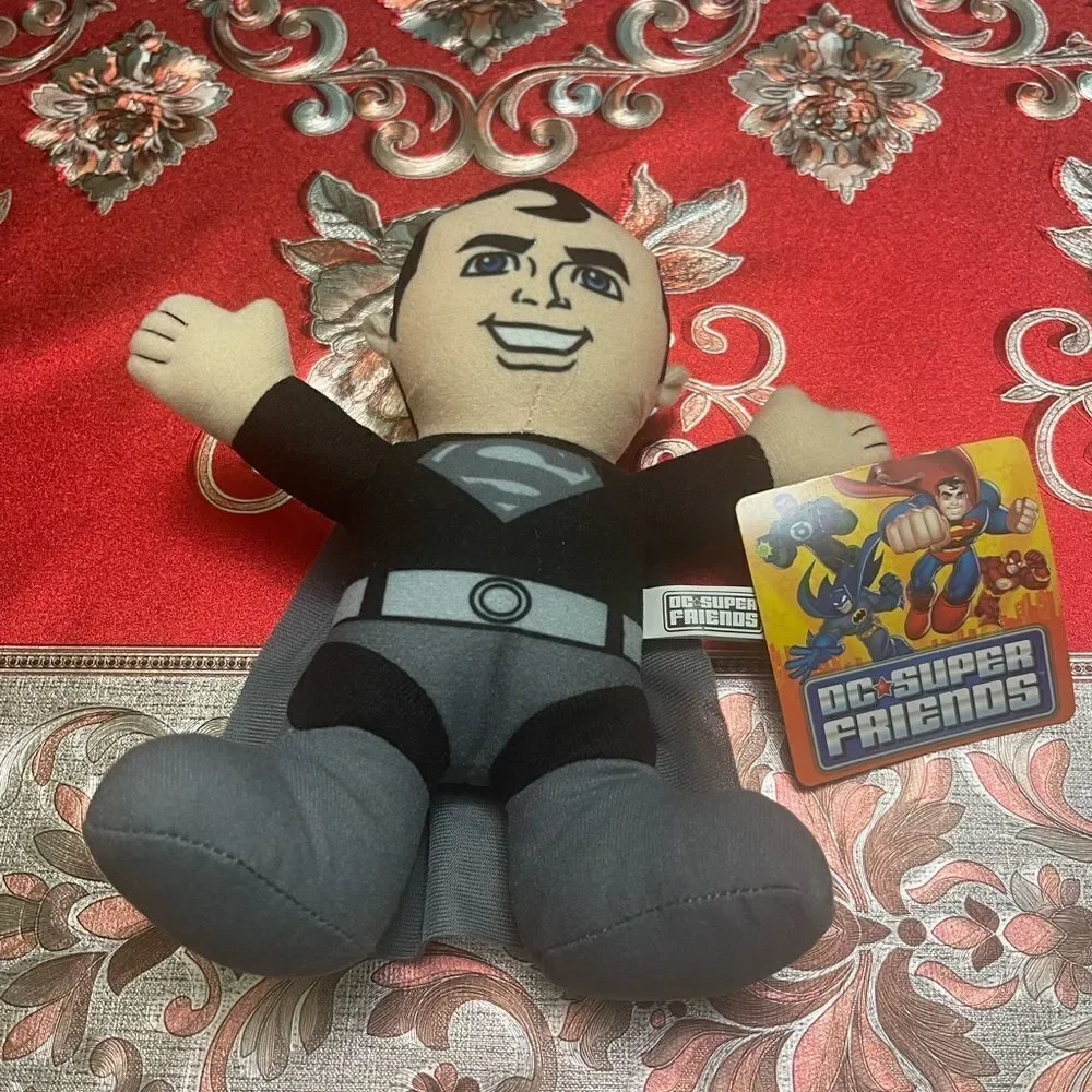 DC Comics superman mini figure